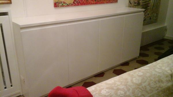 mobile laccato bianco 9010